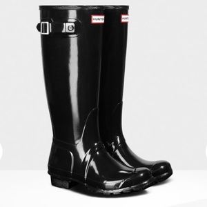 BRAND NEW Hunter Tall Gloss Rain Boots-black